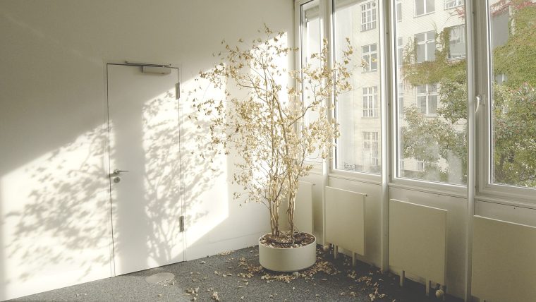 Interieur van Grote zaal in Wijkgebouw Het Veer